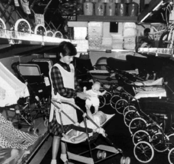 Jo and shop