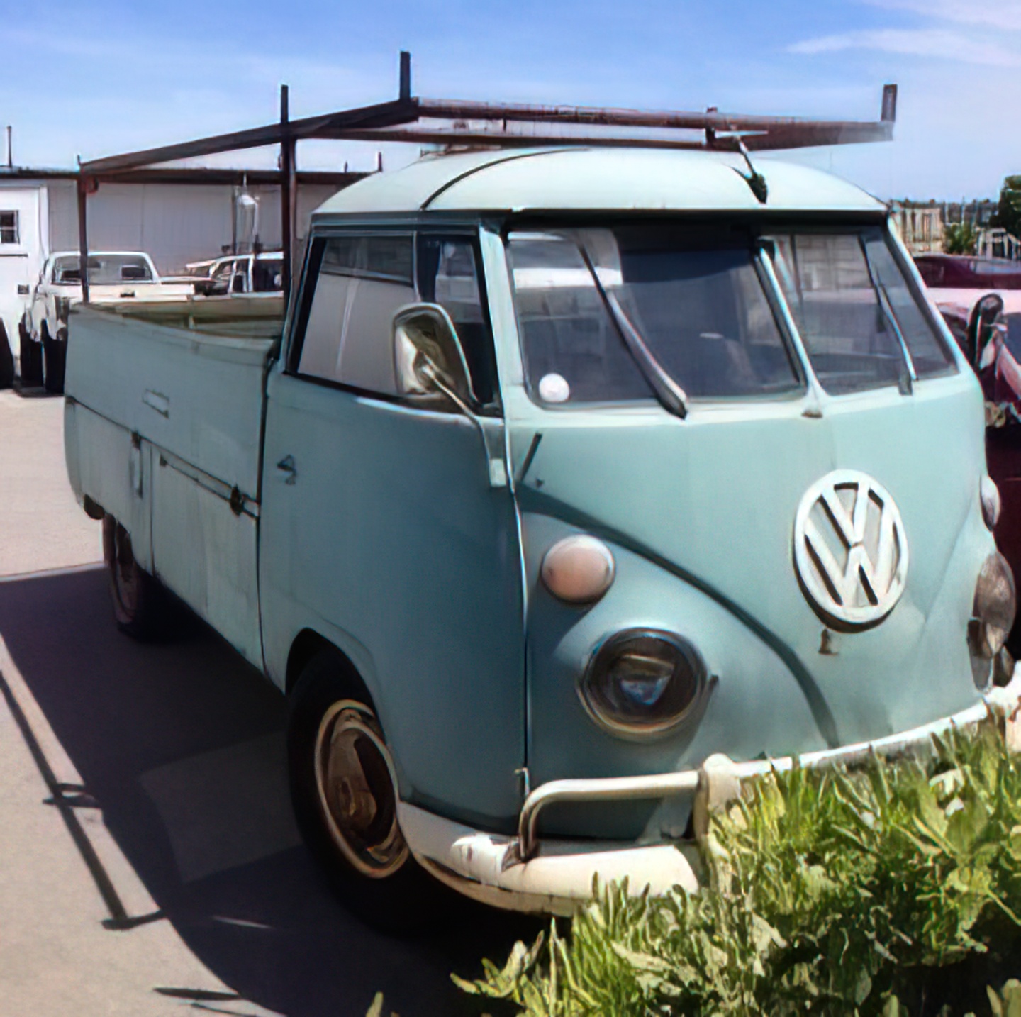 secondhand VW pick up