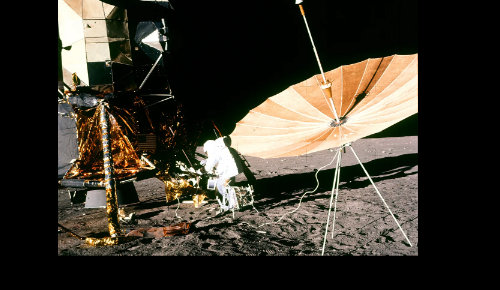 Moon landings showing gold antenna