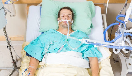 Medical ventilator on a covid 19 patients